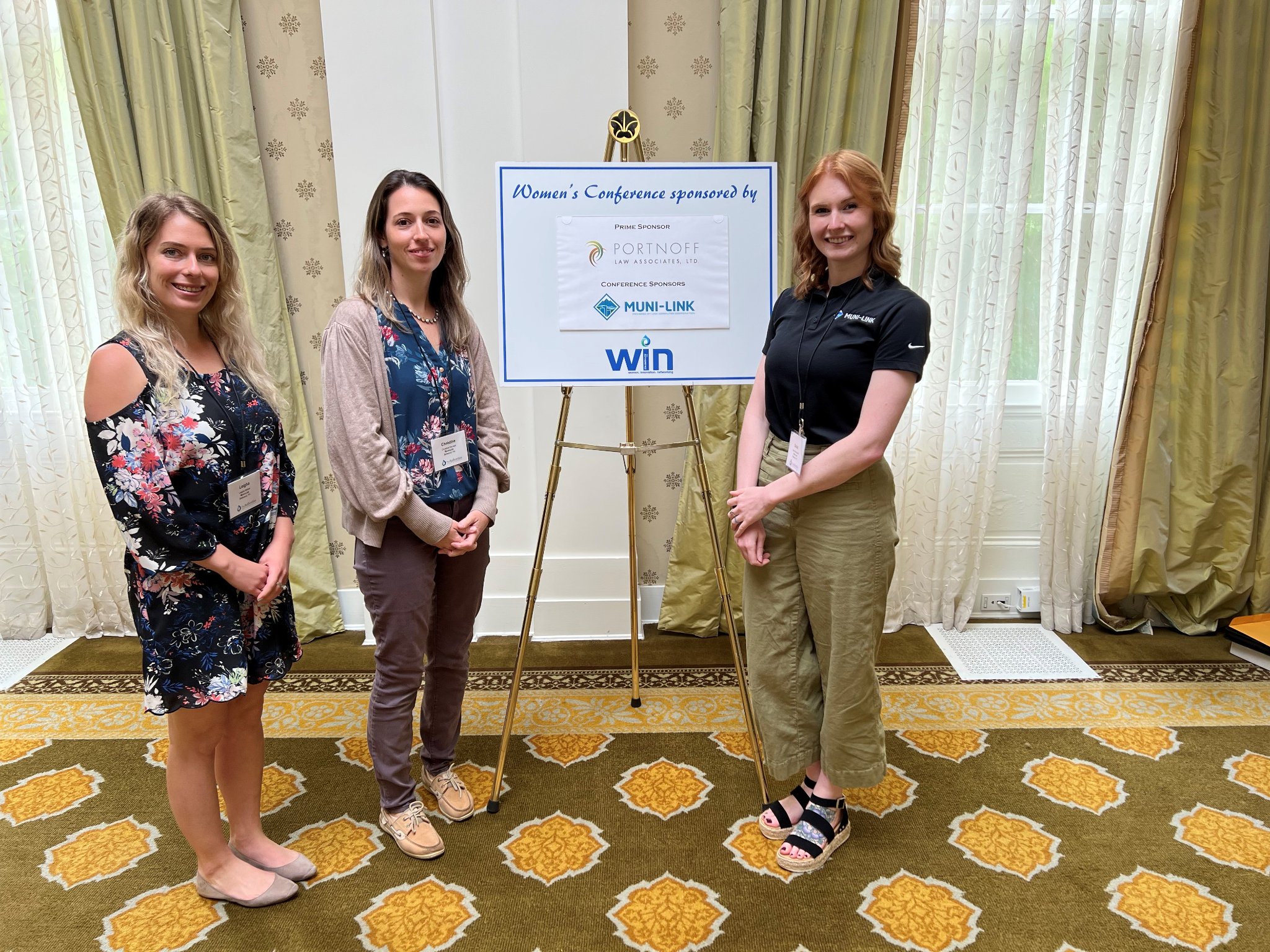 Muni-Link employees sponsoring the WIN conference